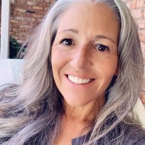 Meet your Posher, Estelle